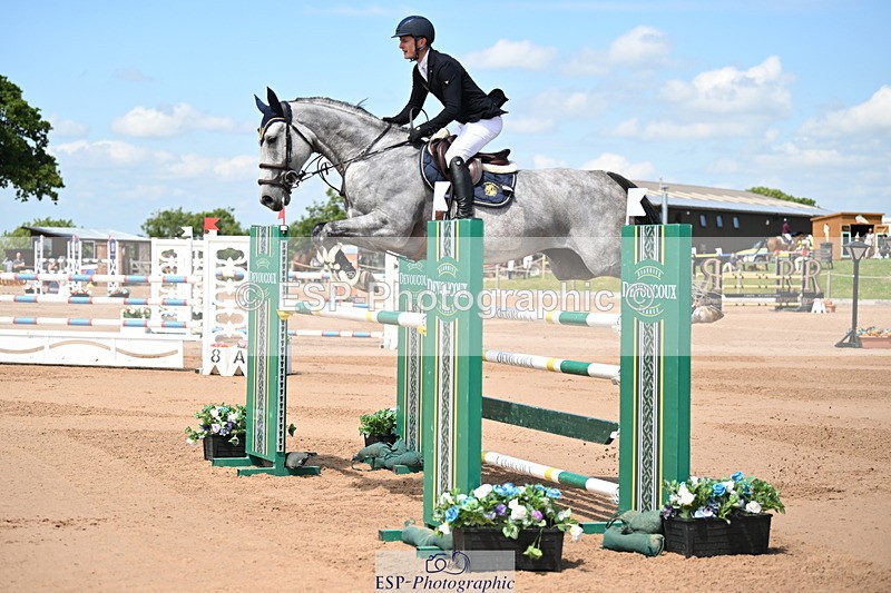 240718A-131450-05635 - Cls 33, YH 7 Yr Olds 1.30m