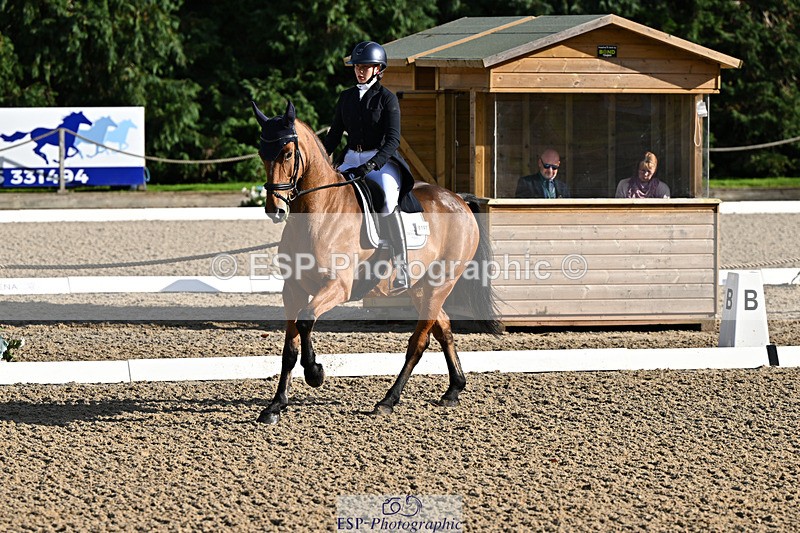 241023-144015-00359 - 102-Holly.Morris-ROYALE.LOUIS