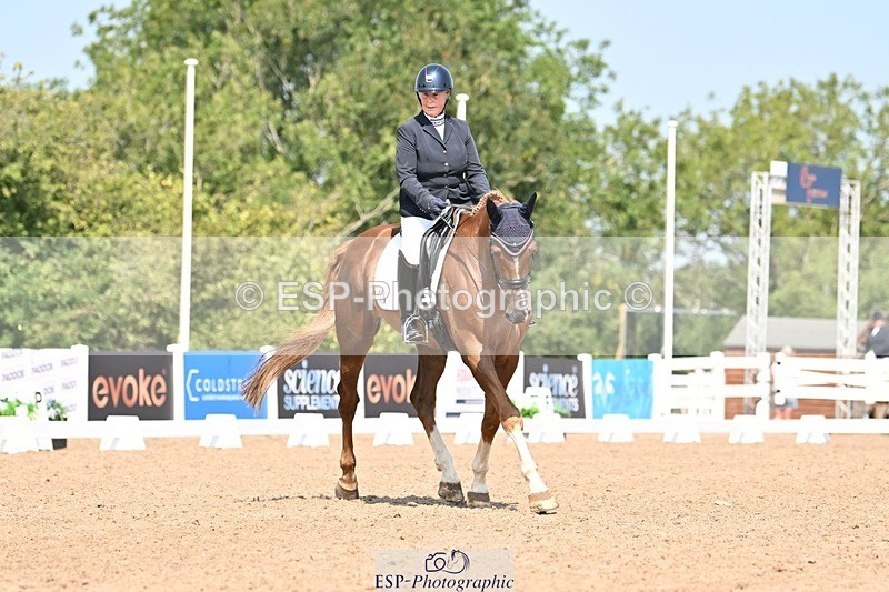 250816-121838-04219 - 119-Amanda.EdmondsNutfields.Don.Care.Paravel