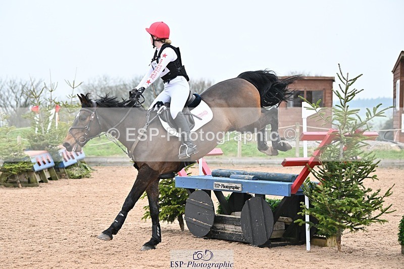 250118-140530-01425 - Cls 3A&B 90cm 13.20 to Coursewalk