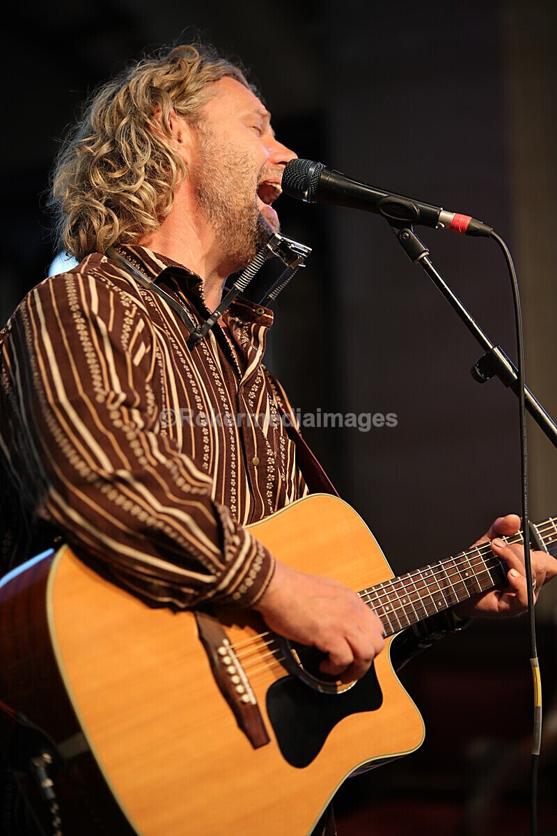 FOLK N BLUES-68 - FOLK and BLUES SEPT 2022