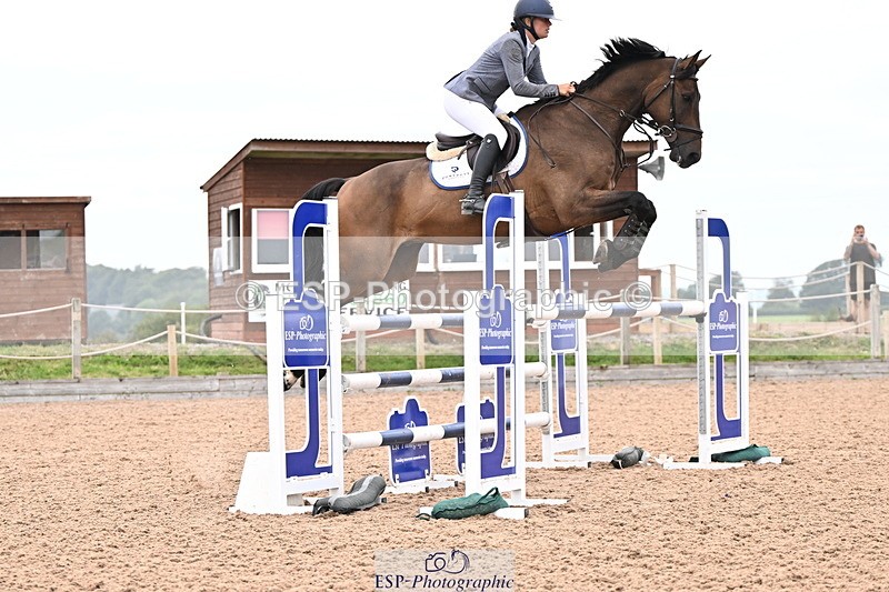 240828A-160450-01271 - Cls 5 Snr Foxhunter and 1.20m Open