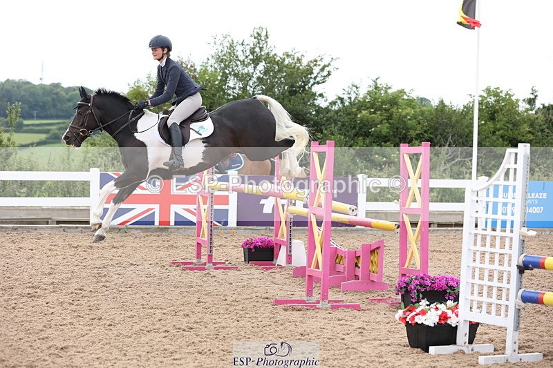 240630A-164738-15354 - Cls 33 Foxhunter and 1.10m Open