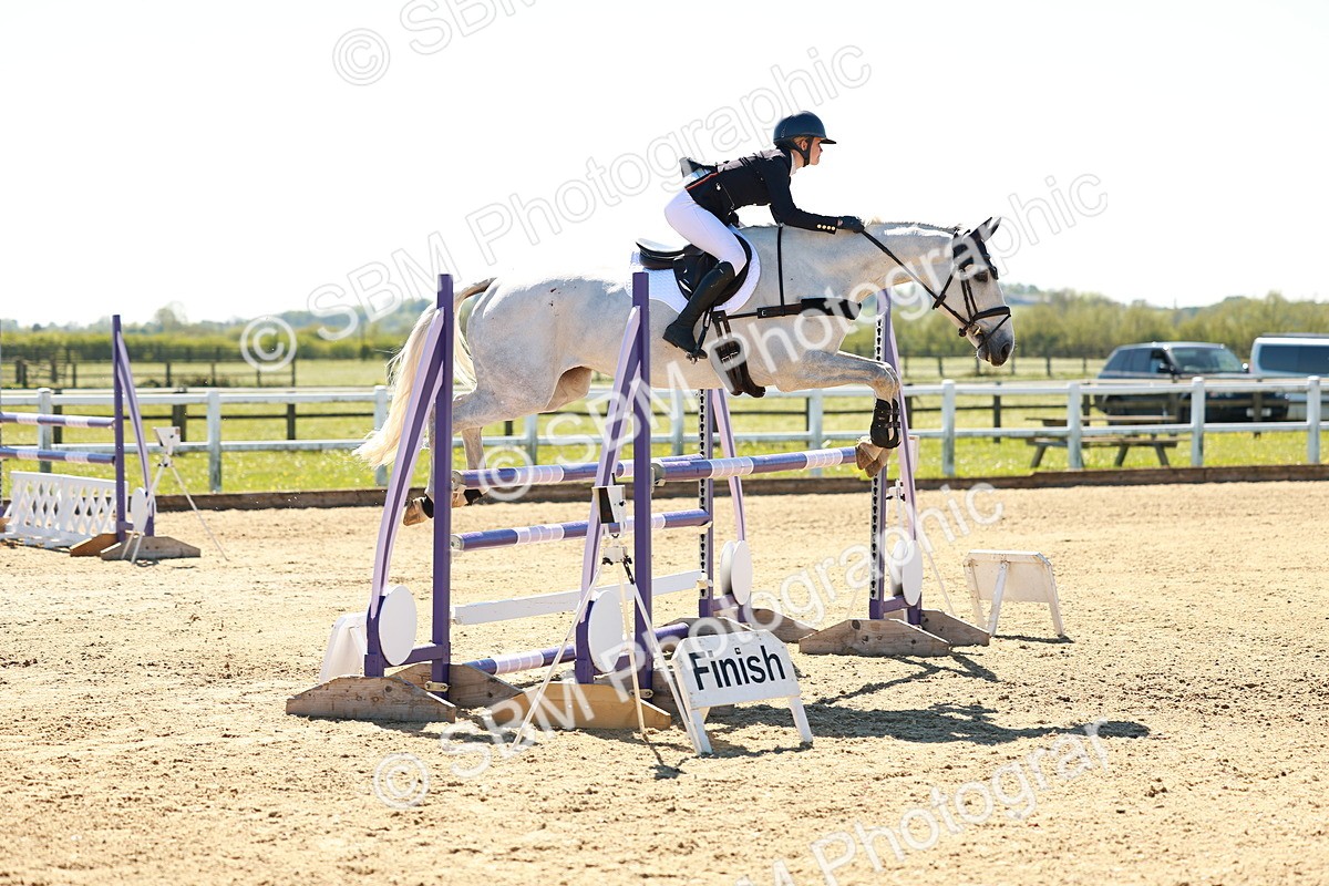 SBM_001704 - Class 5 - Senior Foxhunter - 1.20m
