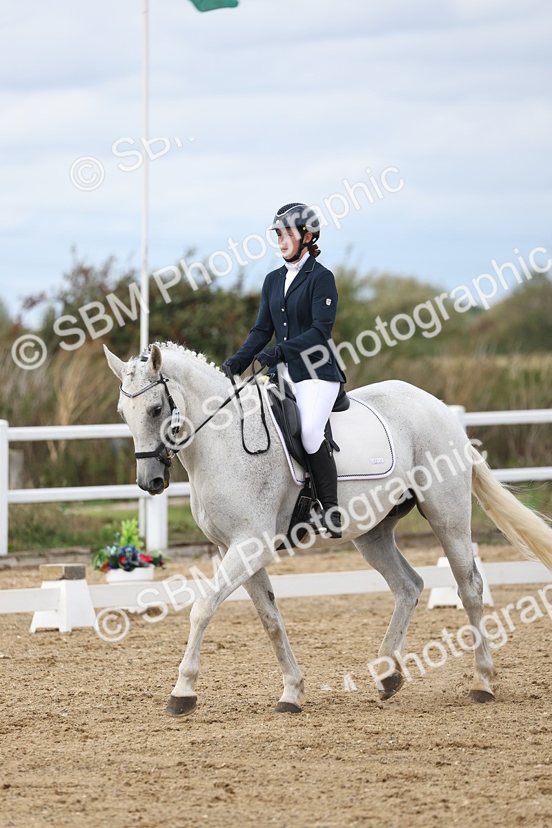 SBM_003757 - Class 8 - Novice 3 Champs