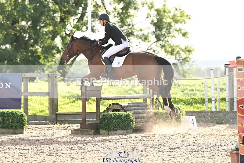 240913A-174556-05471 - Cls 19 Snr 1m Open Speed Derby