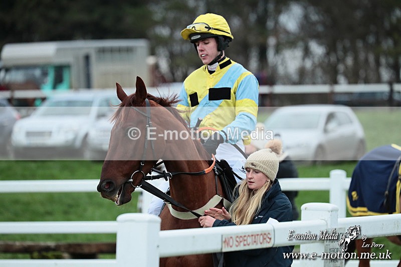 PtP 141225  2446 - New Forest Hounds PtP Larkhill 14/12/25