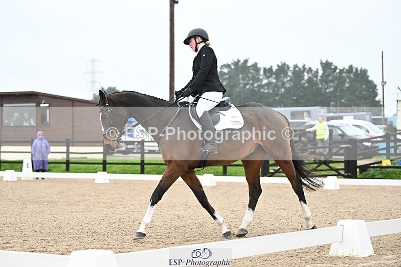 241103-125936-02144 - Prelim 2 - 12.05 to 13.15