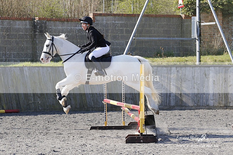 _EST0548 - Bourne Valley Riding Club Winter Showjumping 27/03/22