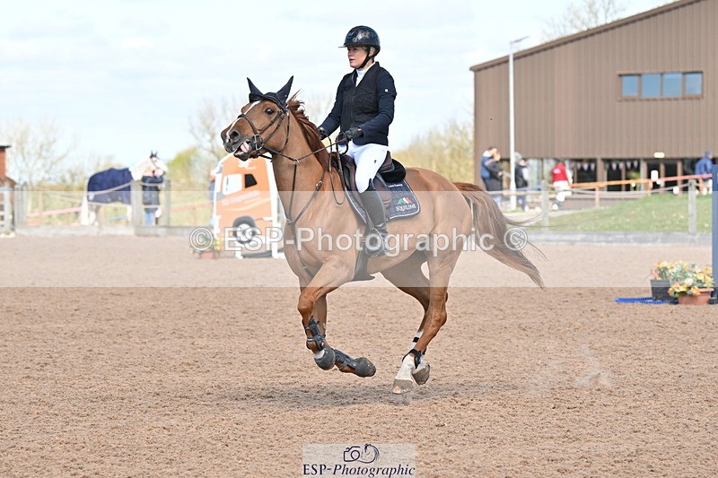 240418A-110842-02468 - Cls 5, 2 Star Medium Tour 1.35m