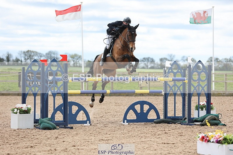 240419A-123314-07298 - Cls 6, 2 Star Medium Tour 1.35m