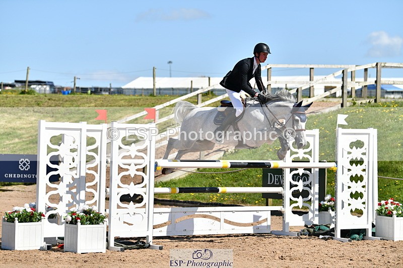 240420A-120527-10864 - Cls 3, 2 Star Small Tour 1.30m