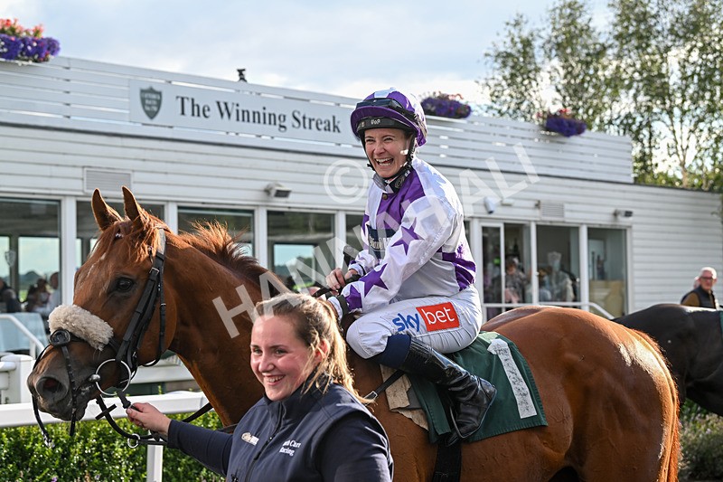 280824-Race 8-Fiscal Policy-5243 - Race 8