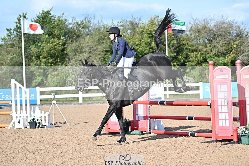 241004A-105106-01395 - Fri 07 Snr Brit Nov & 90cm Open
