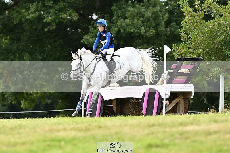 240825X-140945-34931 - 80cm XC 14.30 to 15.30