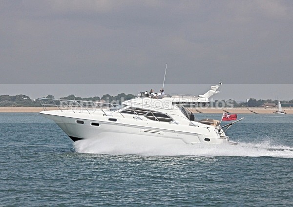 090627 VOLANTE IMG_5414 - Flybridge Cruisers