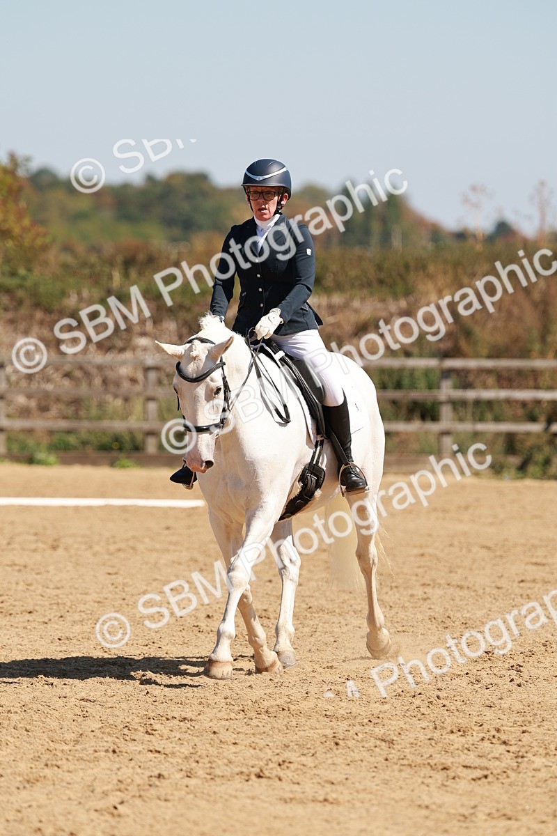 SBM_011130 - Class 6 - Novice 1