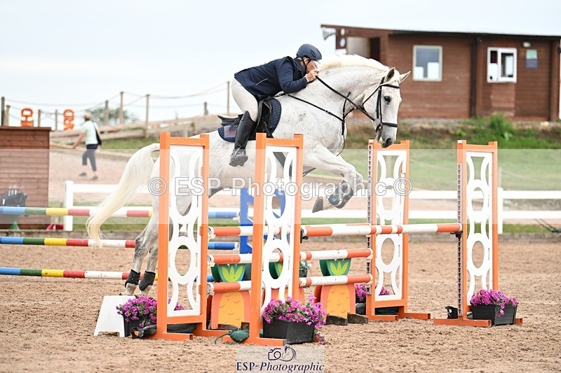 250727-144207-10922 - Cls 35 1.05m Amateur Quali