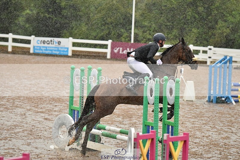 230509A-161544-00036 - 70cm