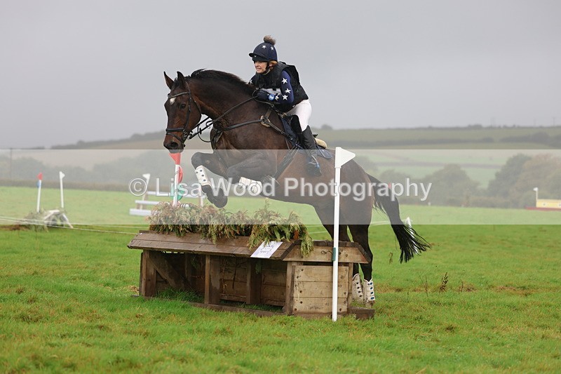 3E7A1842 - Class 4: 80cm: Box