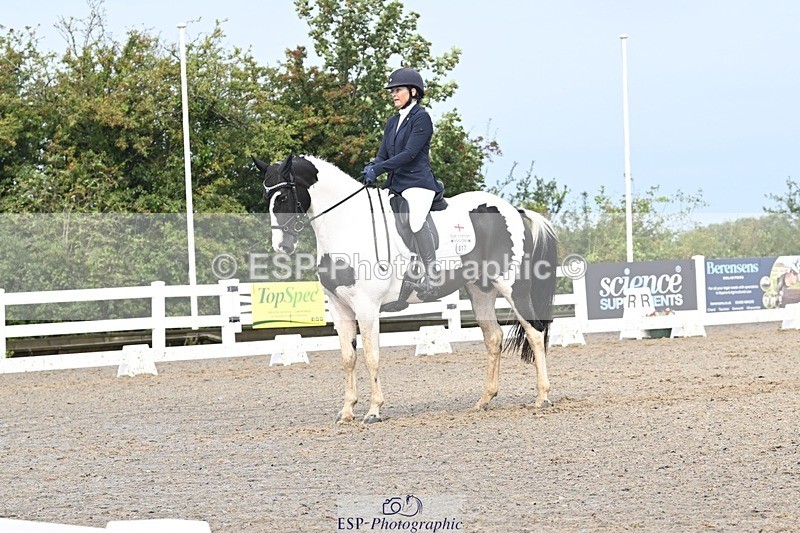 250907-112046-06615 - 077-Sarah.WallDerryroane.Lad
