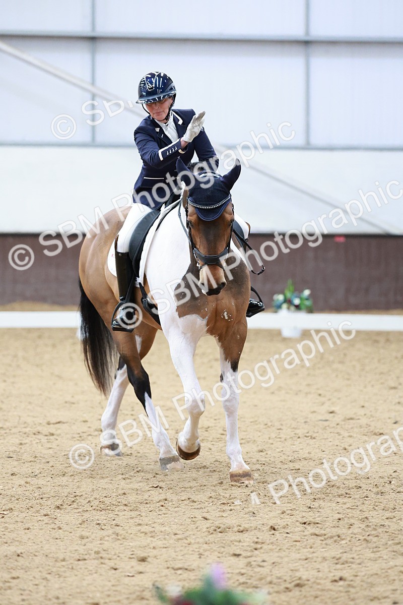 SBM_008246 - Class 6b - Novice 6 - 9.28-10.41