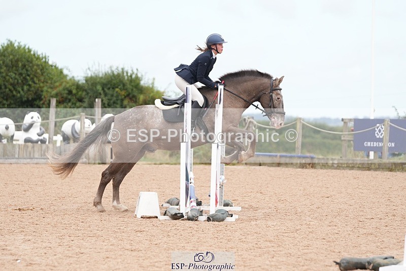 260901-151501-00044 - 60cm Classes