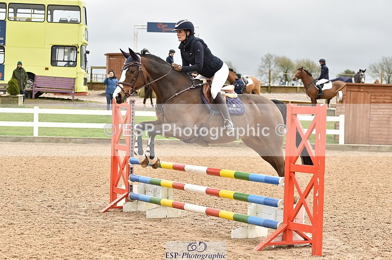 240403A-105858-00117 - Cls 1 British Novice and 90cm Open