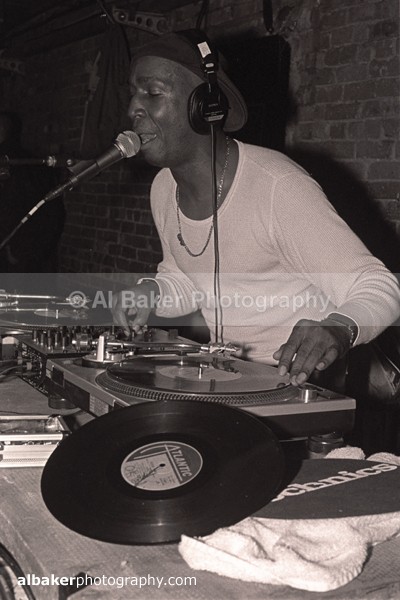 26 - Grandmaster Flash @ Sankeys Soap 23.10.02