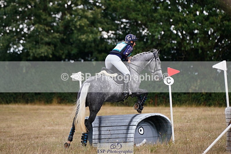 250803A-162136-17148 - Q-754-Leigh.Smallacombe-CRUISING.CARRA