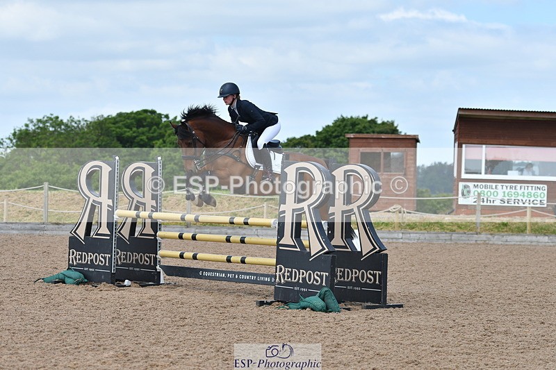 240609A-110926-04429 - Cls 17 Snr 1.05m Open