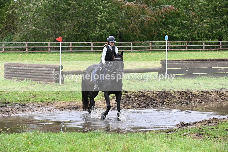 WJ6_6081 - Time at Photographer 12:41 to 13:05