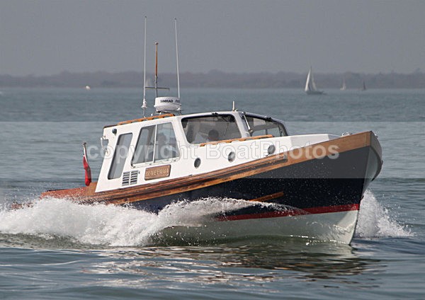 110410 BRAVE EMMA IMG_1120 - Motorboats - Hardtop