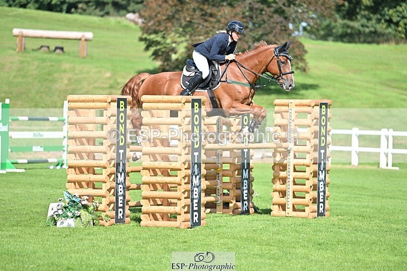 230909-111940-05144 - Cls 11 Snr Foxhunter & 1.20m Open