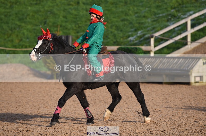 231202A-123152-01483 - Pairs