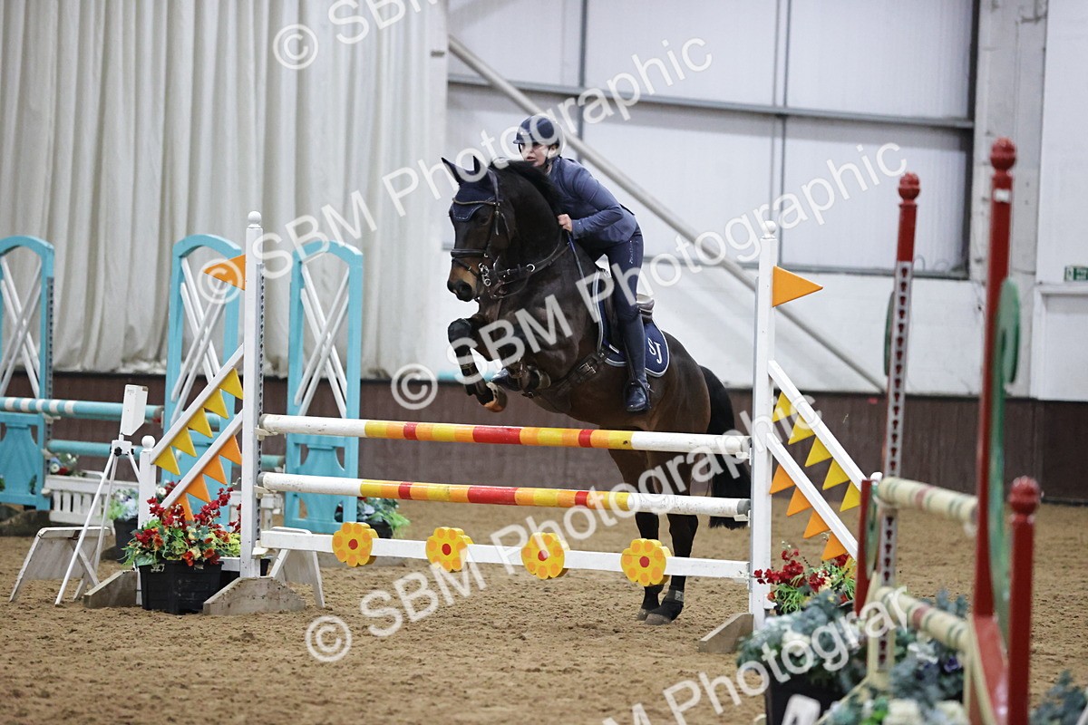 SBM_000618 - Class 3 - Nupafeed Supplements Senior Discovery/ 1m Open