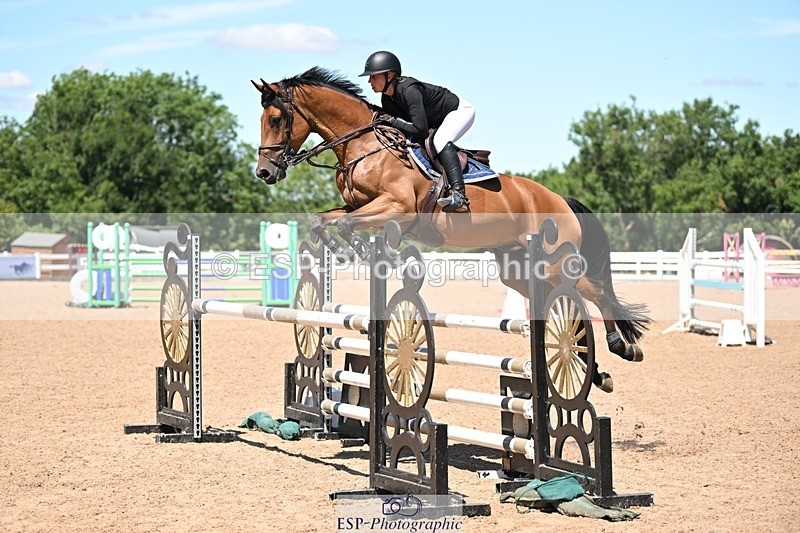 250709-130508-00724 - Cls 4 Snr Newcomers & Snr 1.10m