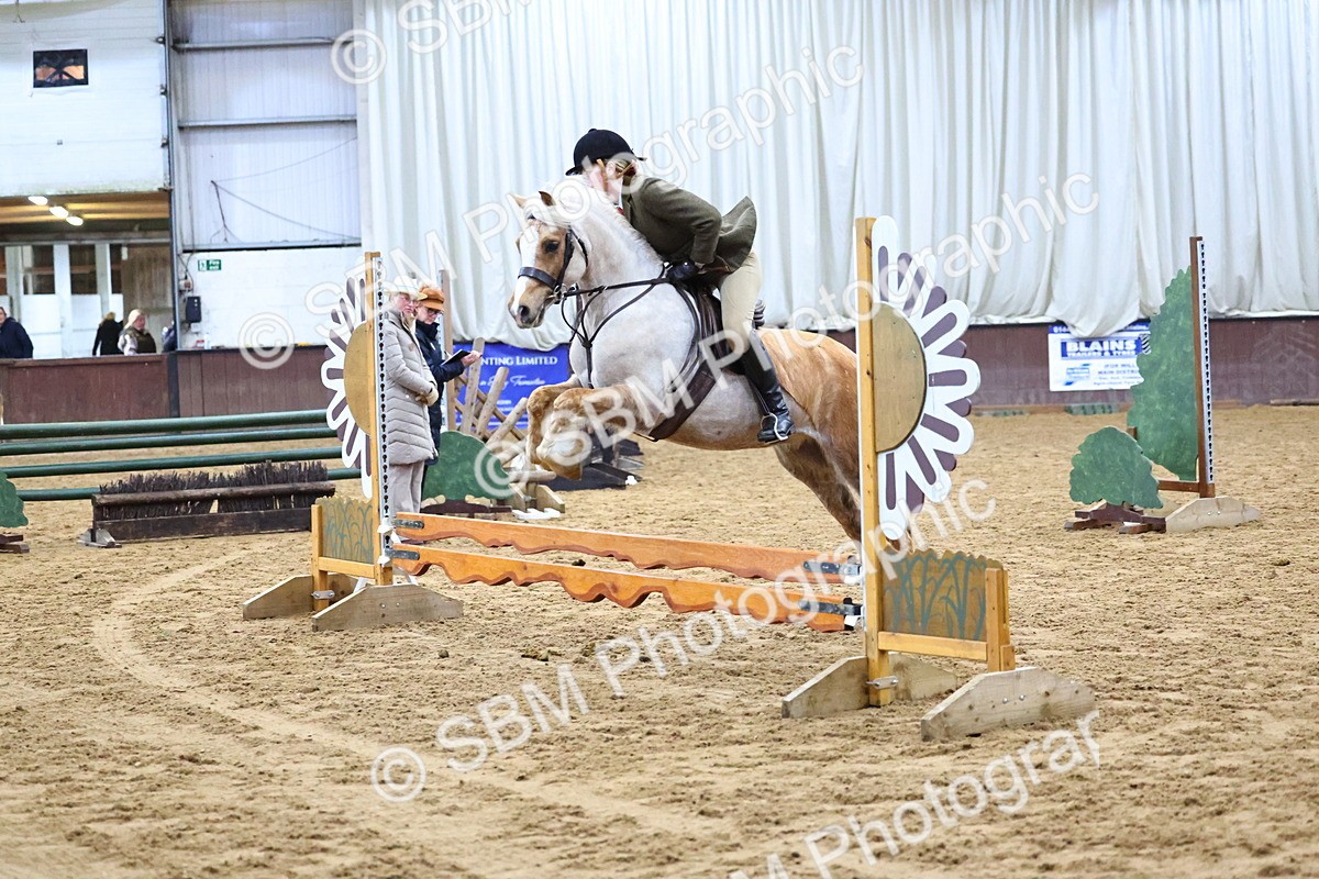 SBM_003079 - Class 35 - 60cm Training Stakes