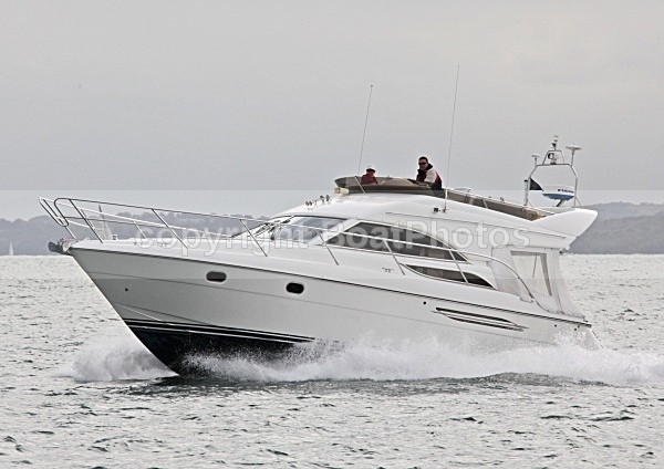 091004 ANABELLE IMG_1082 - Flybridge Cruisers