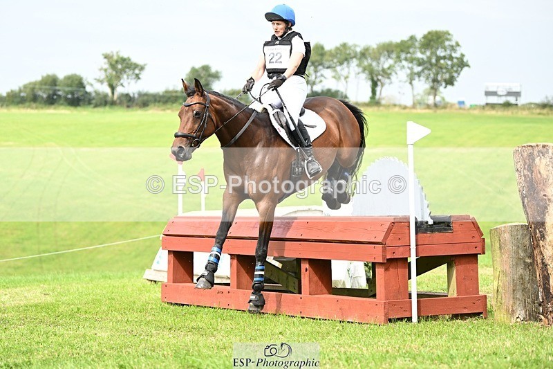 240831A-131345-02821 - 022-Danielle.Burnford-ULTRA.LIGHT