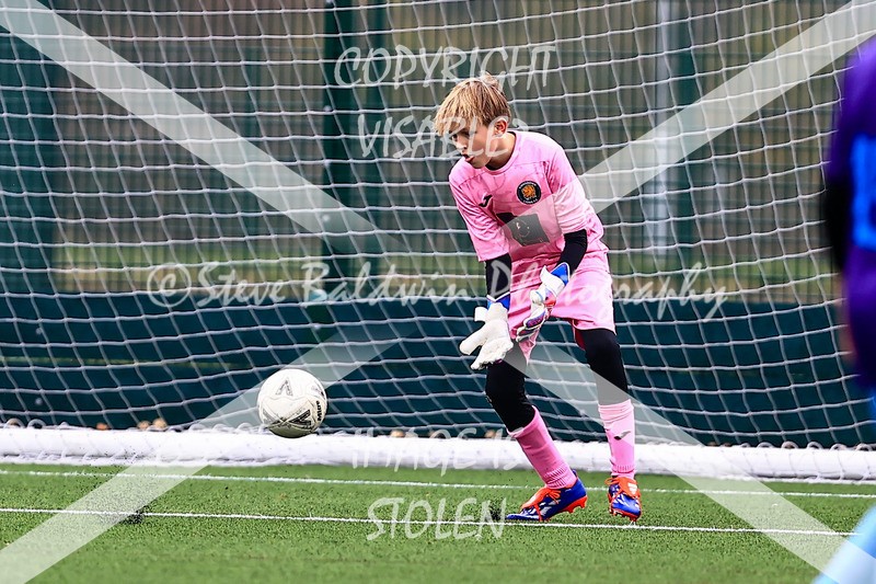 1DX30188 - 2025-10-12 FC Abbey Meads U14 Orange V Kingsdown Lions U14