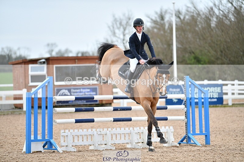 240124A-140442-00752 - Cls 5 Foxhunter & 1.20m Open