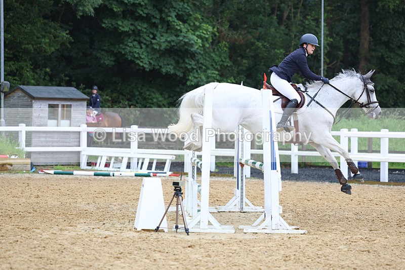 3E7A5442 - Class 4: Senior British Novice/90cm open