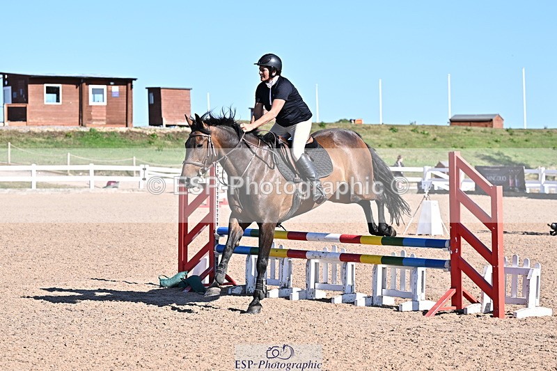 250708A-173220-00253 - 80cm Classes