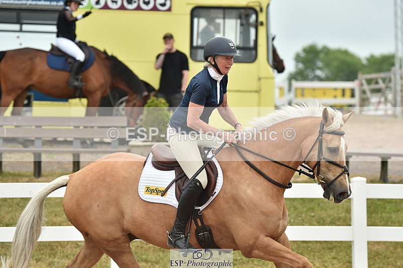 230611A-112330-04769 - Cls 33 95cm Amateur Qualifier