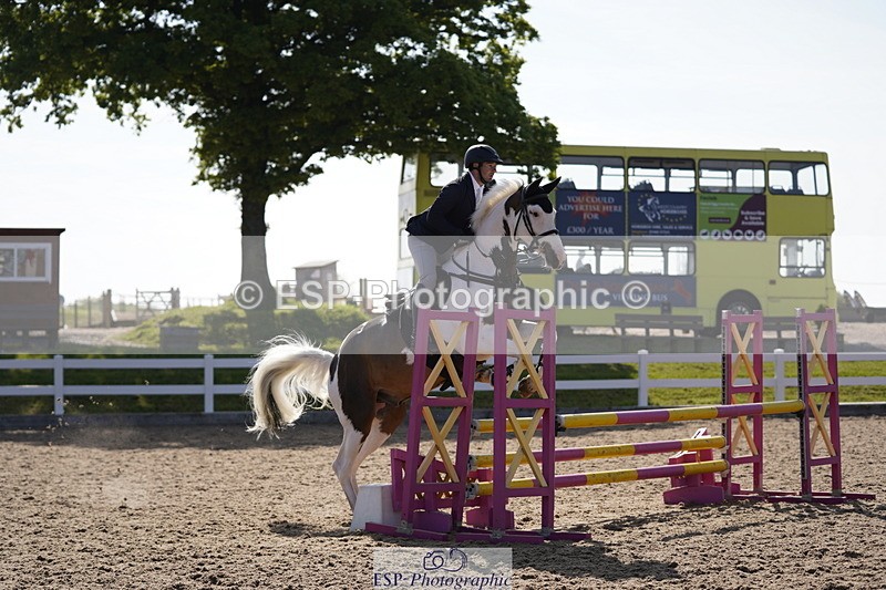 230527A-091412-03185 - Cls 19 British Novice & 90cm Open