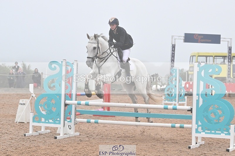 240813-194915-01038 - Classes 7 A&B 90cm