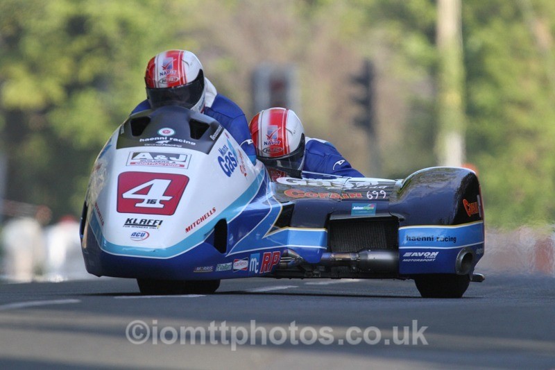 IMG_5435 - Thursday Practice - TT 2013 Side Car