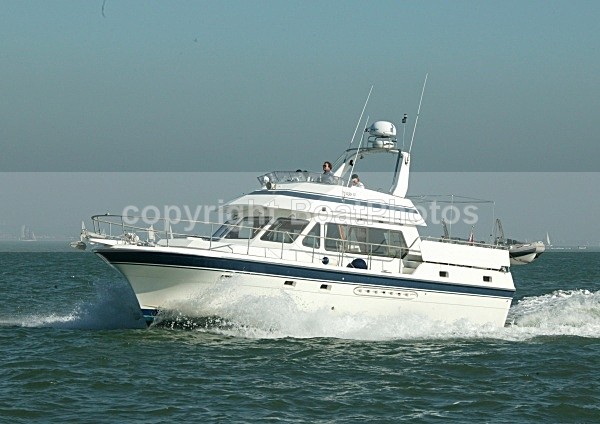 081012 ROSMORA 8CDX1322 - Motor Yachts