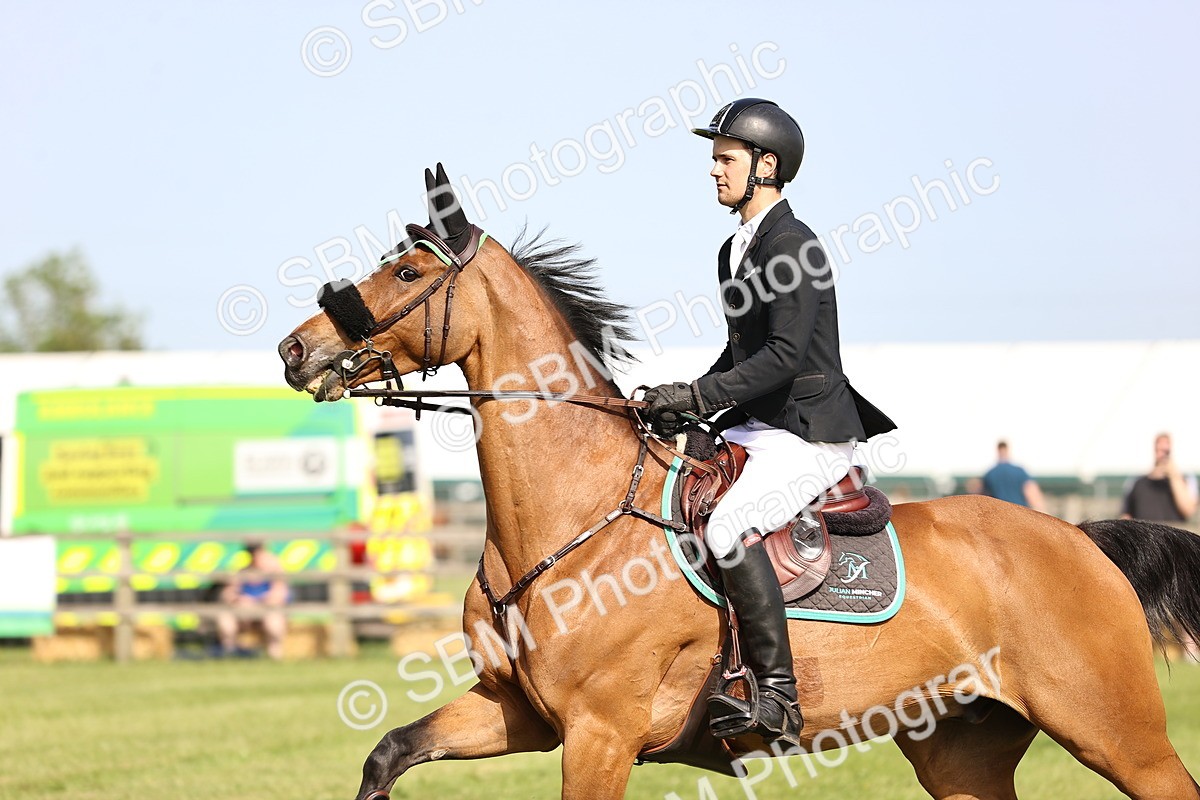 SBM_01345 - Class 200 - Martin Grant Homes Welcome Stakes 1.25m Open